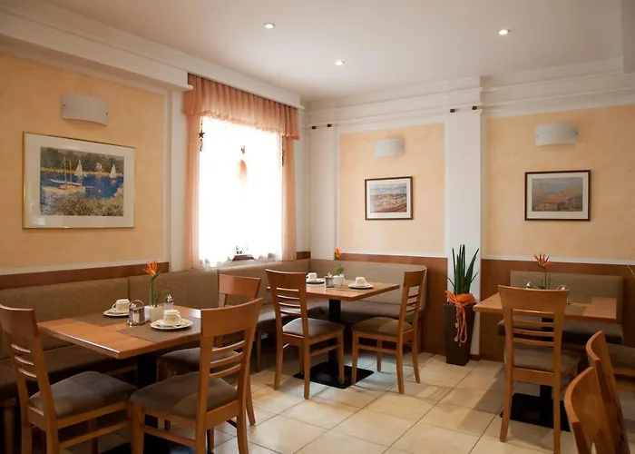 Gaestehaus Stoegmueller Han/Misafirhane Asten (Linz)