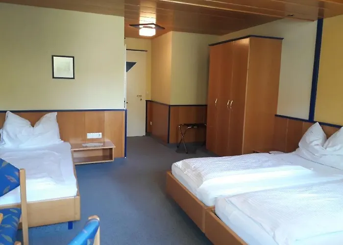 Gaestehaus Stoegmueller Asten (Linz)